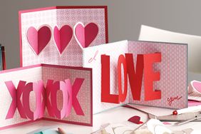 Pop-up DIY valentine card