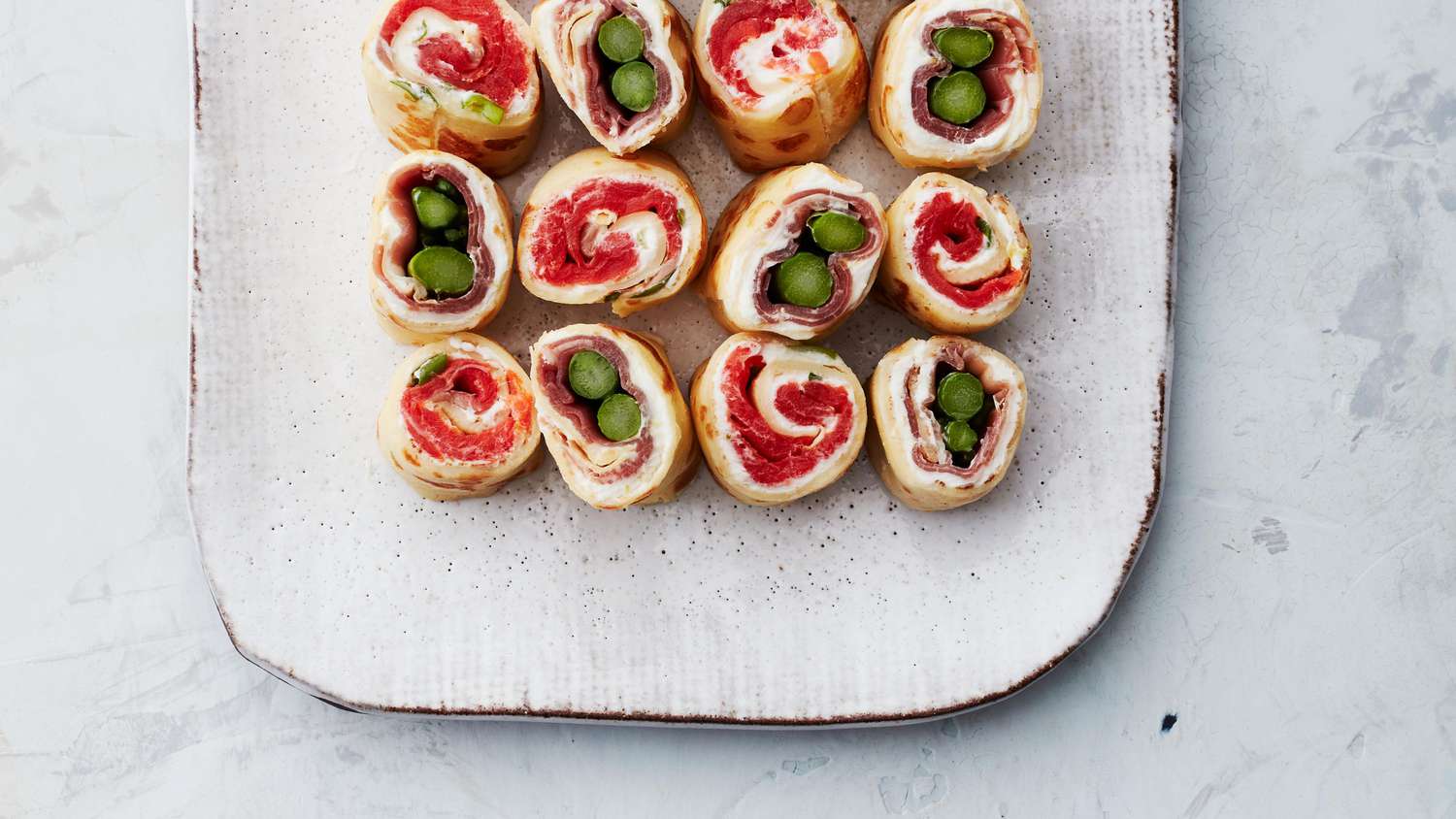 asparagus prosciutto salmon rollups