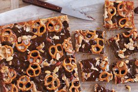 chocolate-pb-pretzel-bars-054-exp5-mld110654.jpg