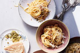 creamy lemon pasta with pistachio