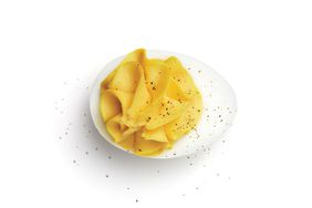 deviled-egg-000-md111034.jpg