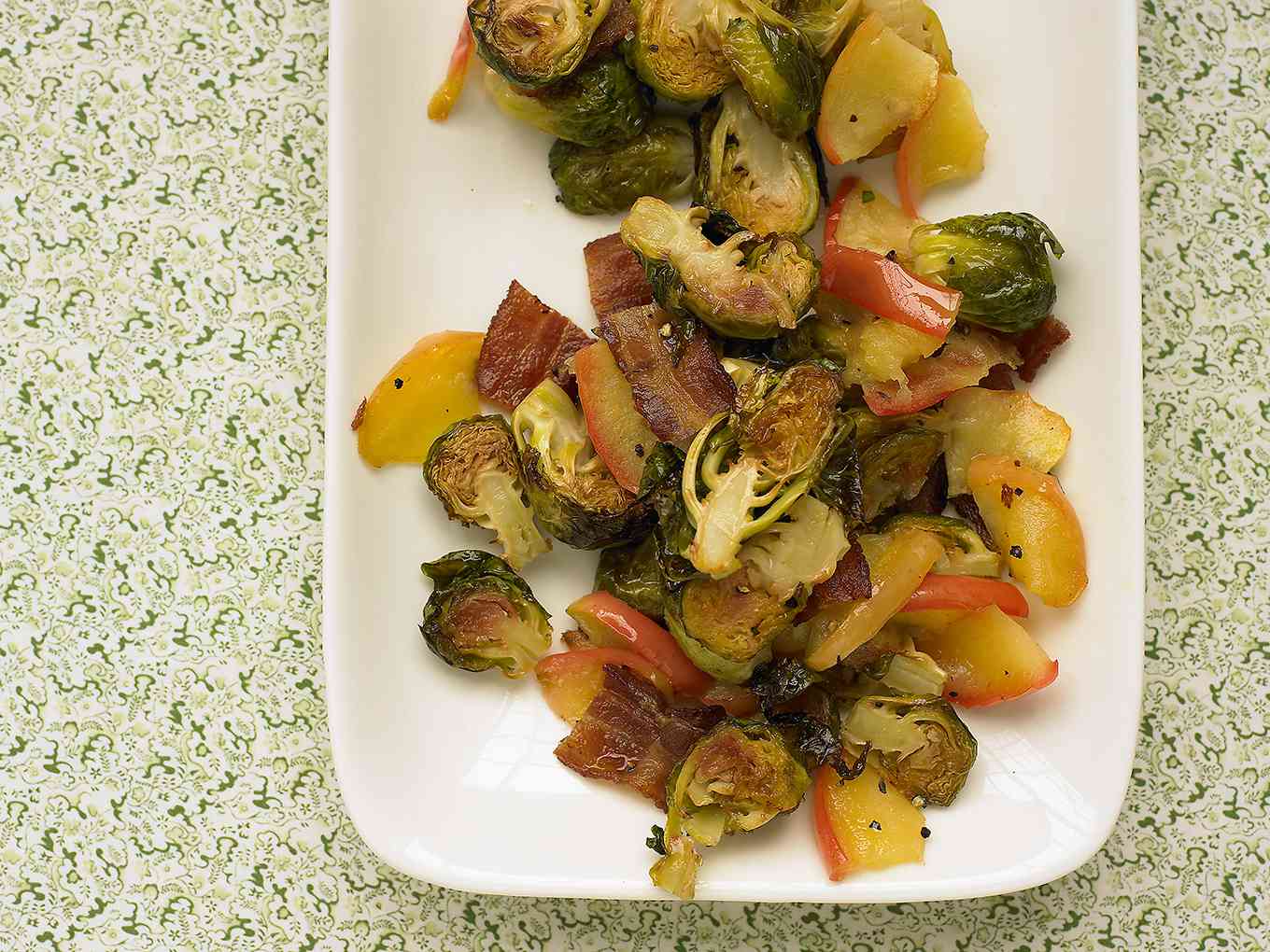 brussels sprouts apple bacon