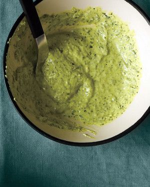 med105604_0610_pesto_yogurt.jpg