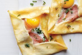 med106461_0111_how_ham_crepe.jpg