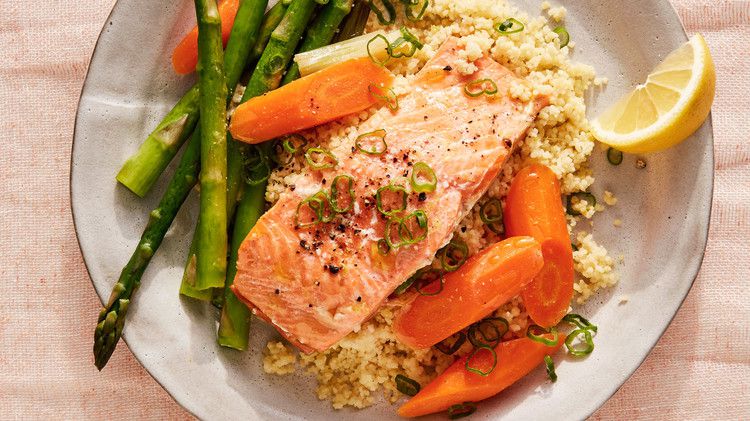 Miso Salmon with Asparagus and Carrots recipe