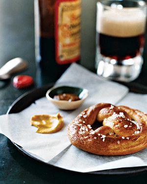 mla103656_1008_pretzel.jpg