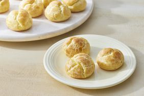 Classic creme Puffs