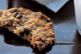 msledf105_choc_oatmeal_raisin.jpg