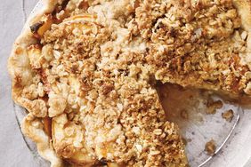 peach-crumble-pie-med107220.jpg