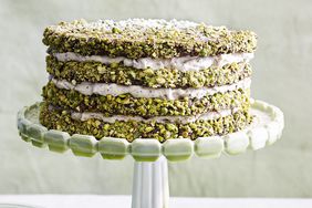 pistachio cannoli cake