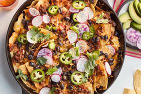 skillet chili nachos