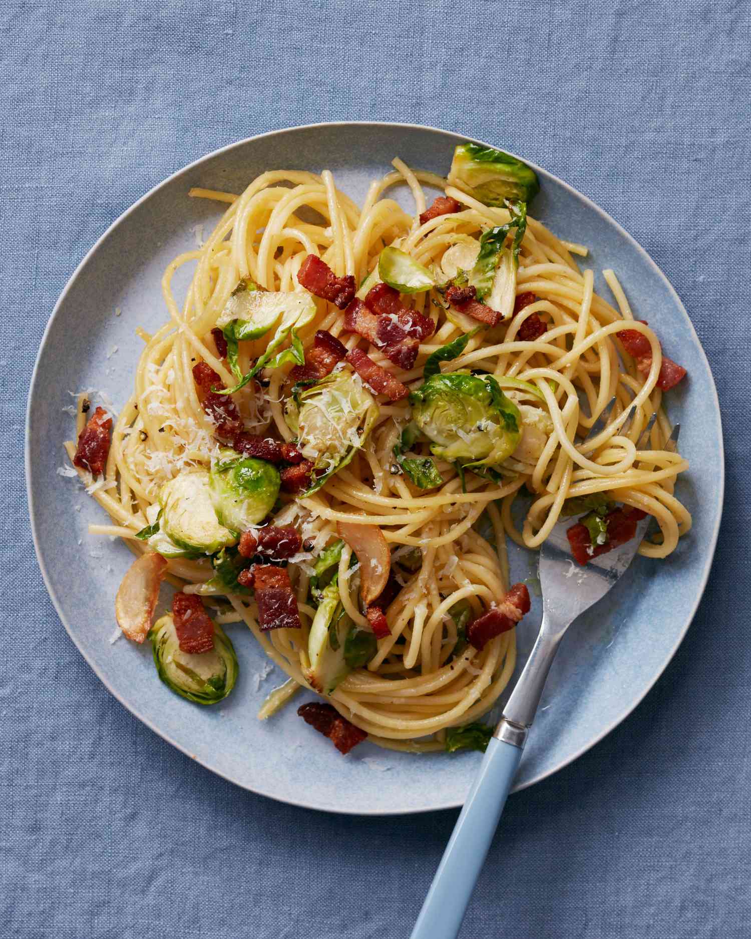 spaghetti-with-brussels-sprouts-and-bacon-102797750.jpg