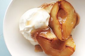 sweet-spot-caramelized-pears-med108749-002a.jpg